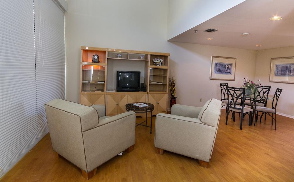 Rodeway Inn South Miami - Coral Gables Экстерьер фото