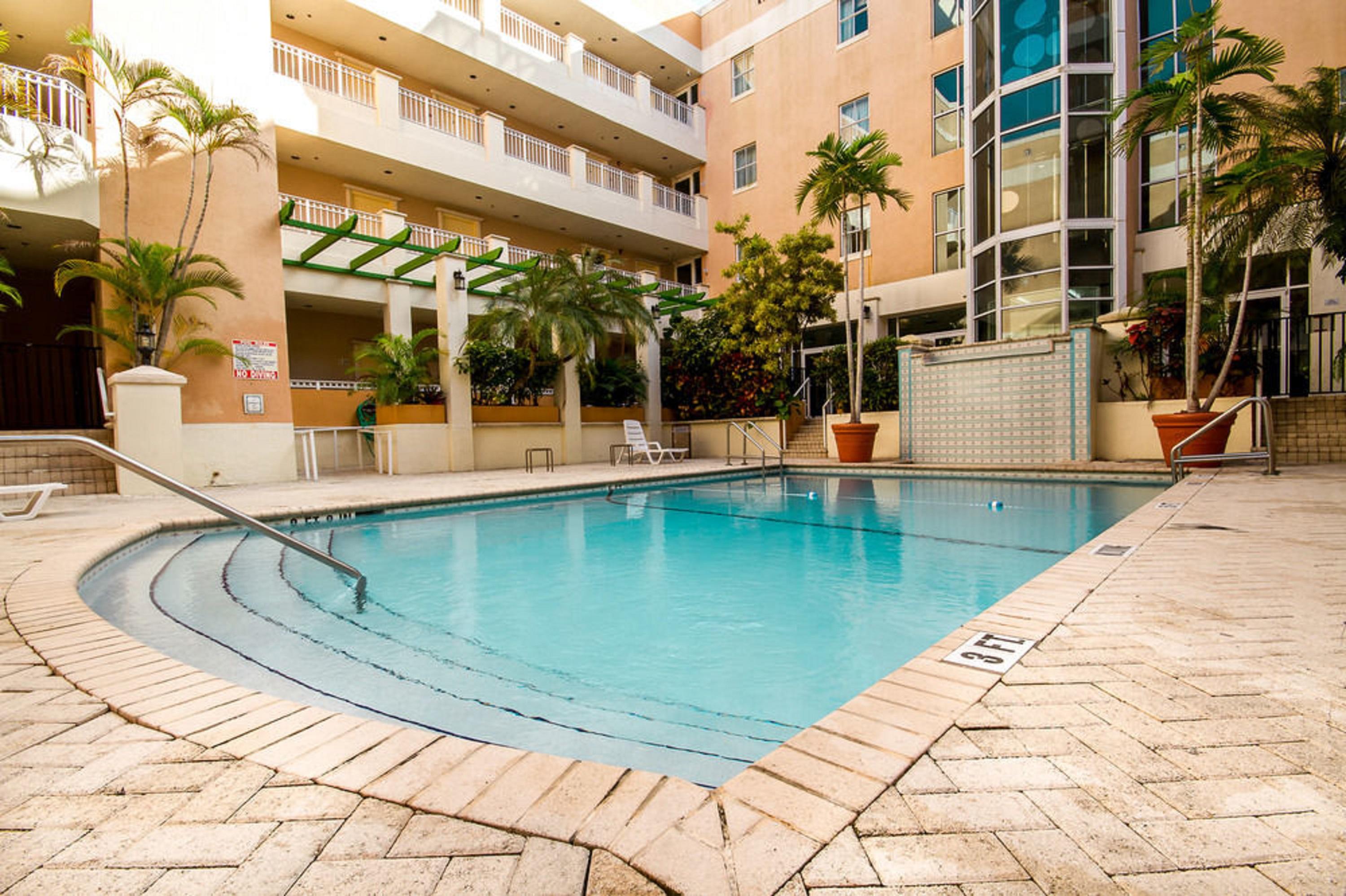 Rodeway Inn South Miami - Coral Gables Экстерьер фото