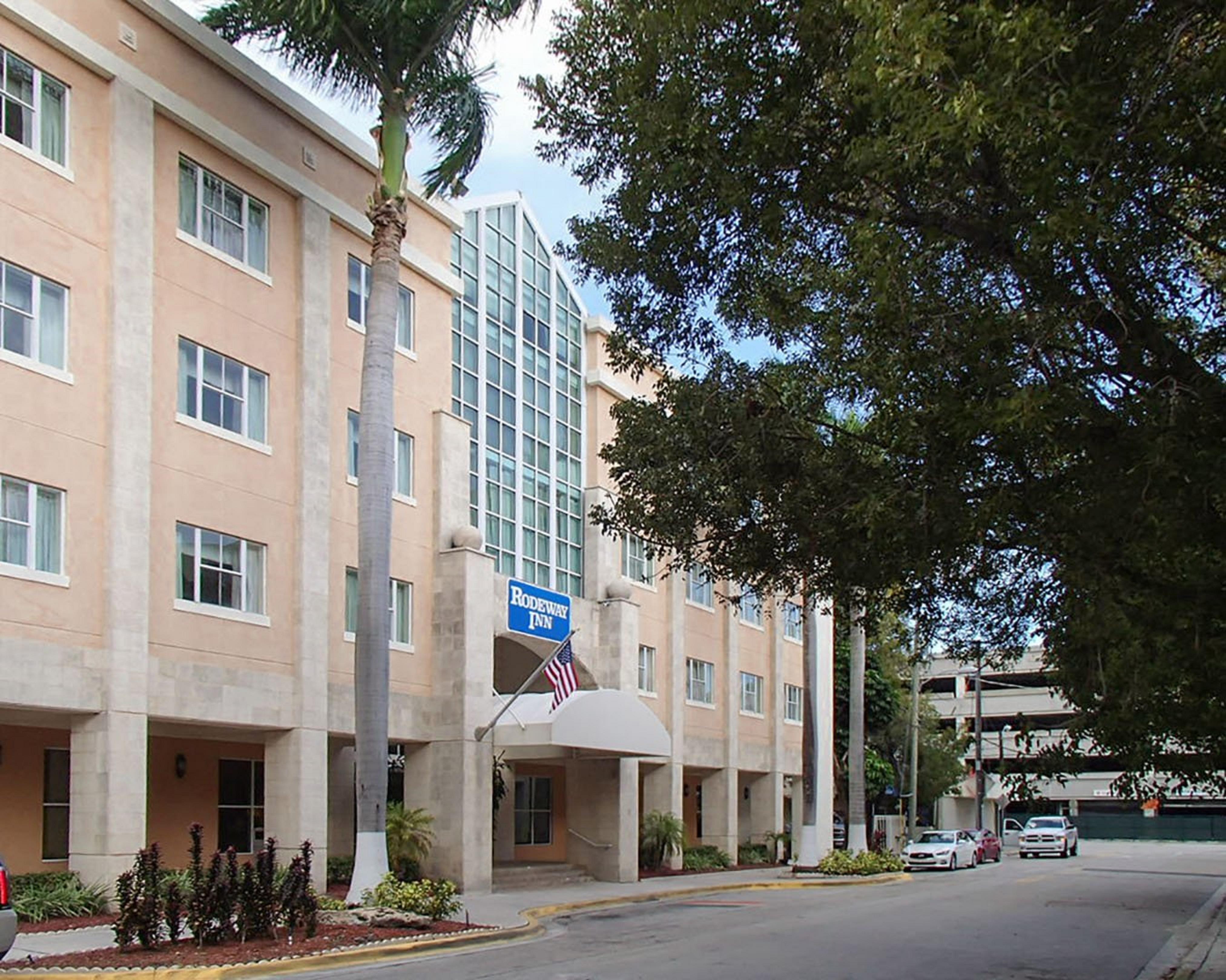 Rodeway Inn South Miami - Coral Gables Экстерьер фото