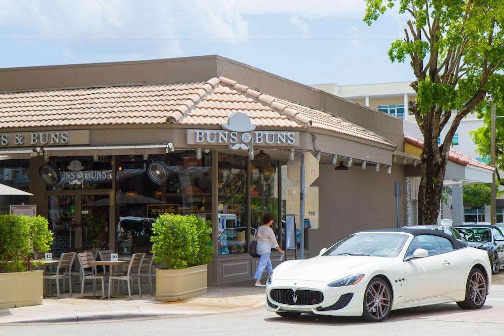 Rodeway Inn South Miami - Coral Gables Экстерьер фото