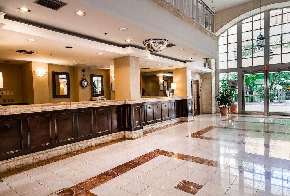 Rodeway Inn South Miami - Coral Gables Экстерьер фото