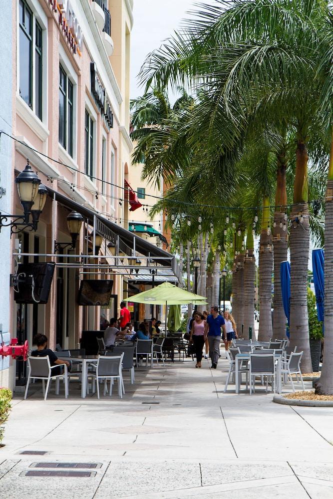 Rodeway Inn South Miami - Coral Gables Экстерьер фото