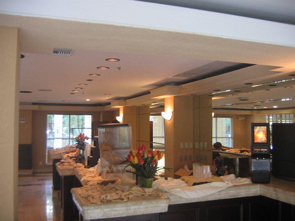 Rodeway Inn South Miami - Coral Gables Экстерьер фото