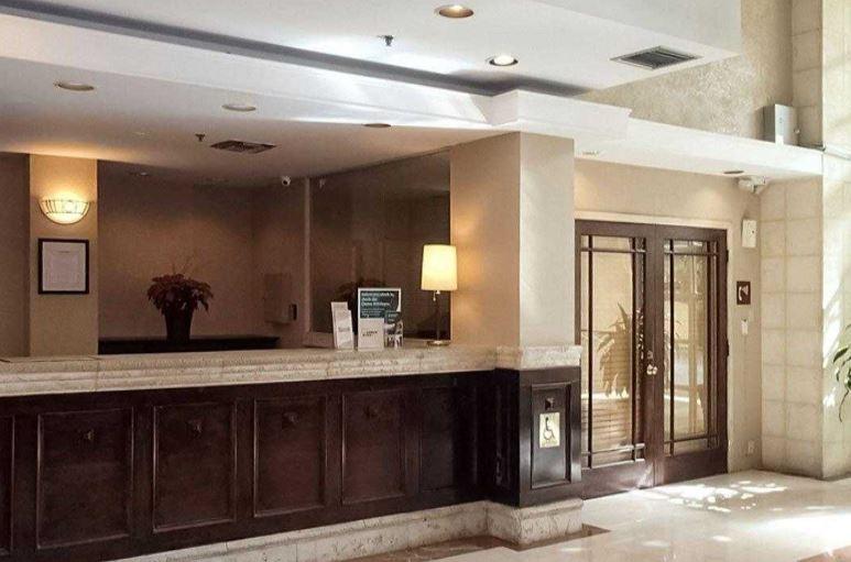 Rodeway Inn South Miami - Coral Gables Экстерьер фото